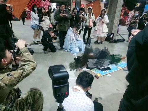 漫展女主被爆料视频,揭秘幕后真相与争议  第3张